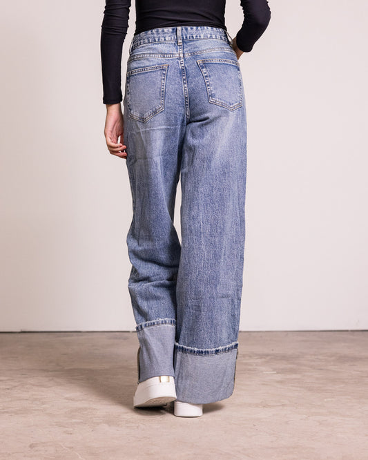 Jeans cuffed con risvolto alto