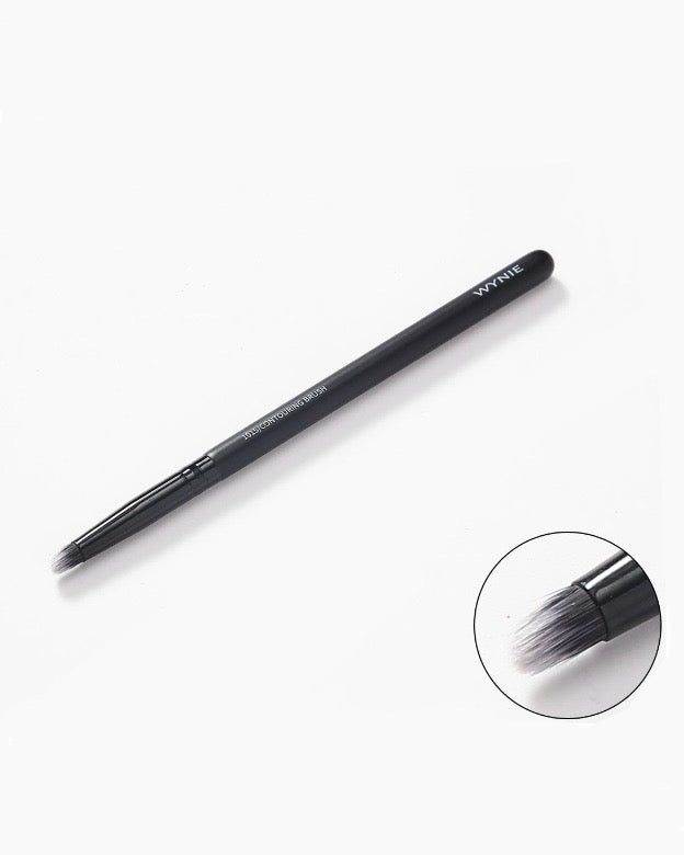 Contouring Brush