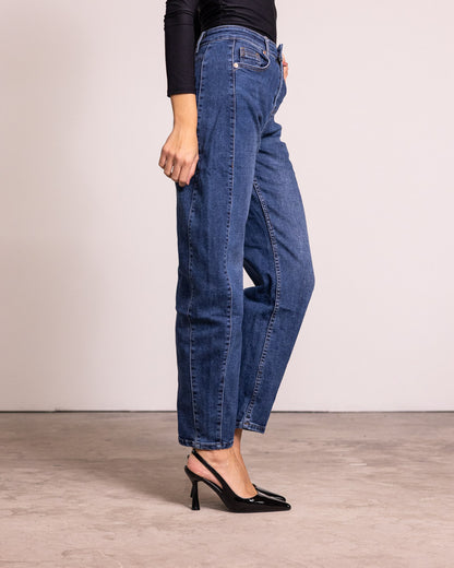 Jeans barrel leg tasca quadrata