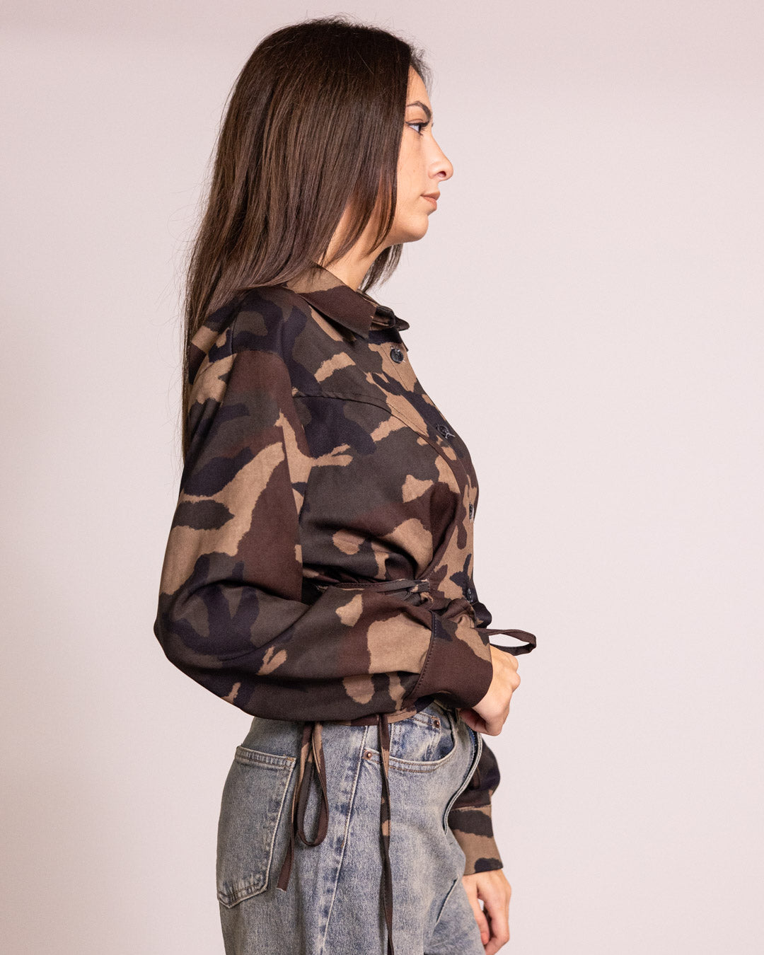 Camicia regolabile in vita