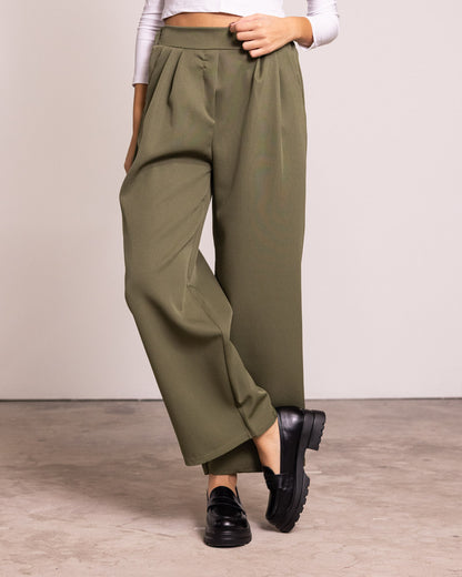 Pantalone palazzo con pinces