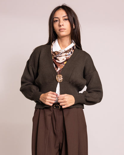 Cardigan con spilla