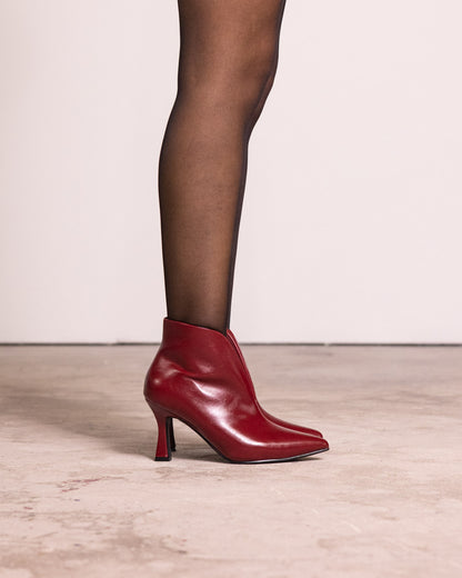 Tronchetto scollo a v sulla caviglia