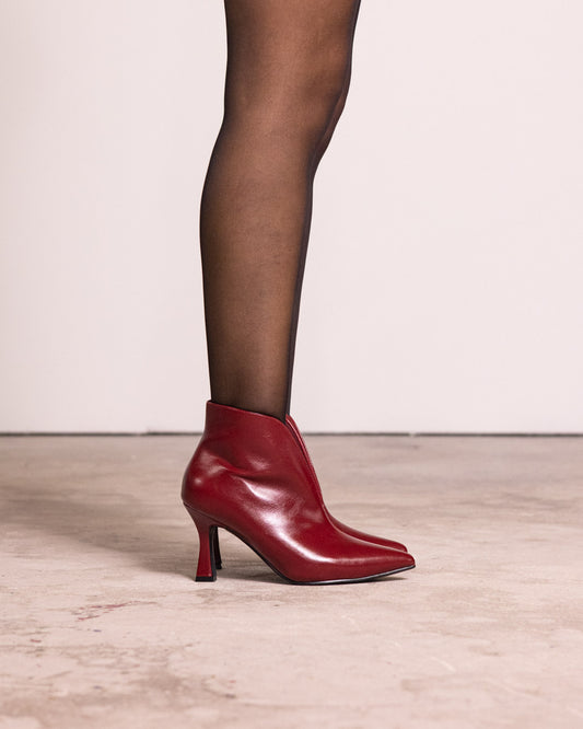 Tronchetto scollo a v sulla caviglia