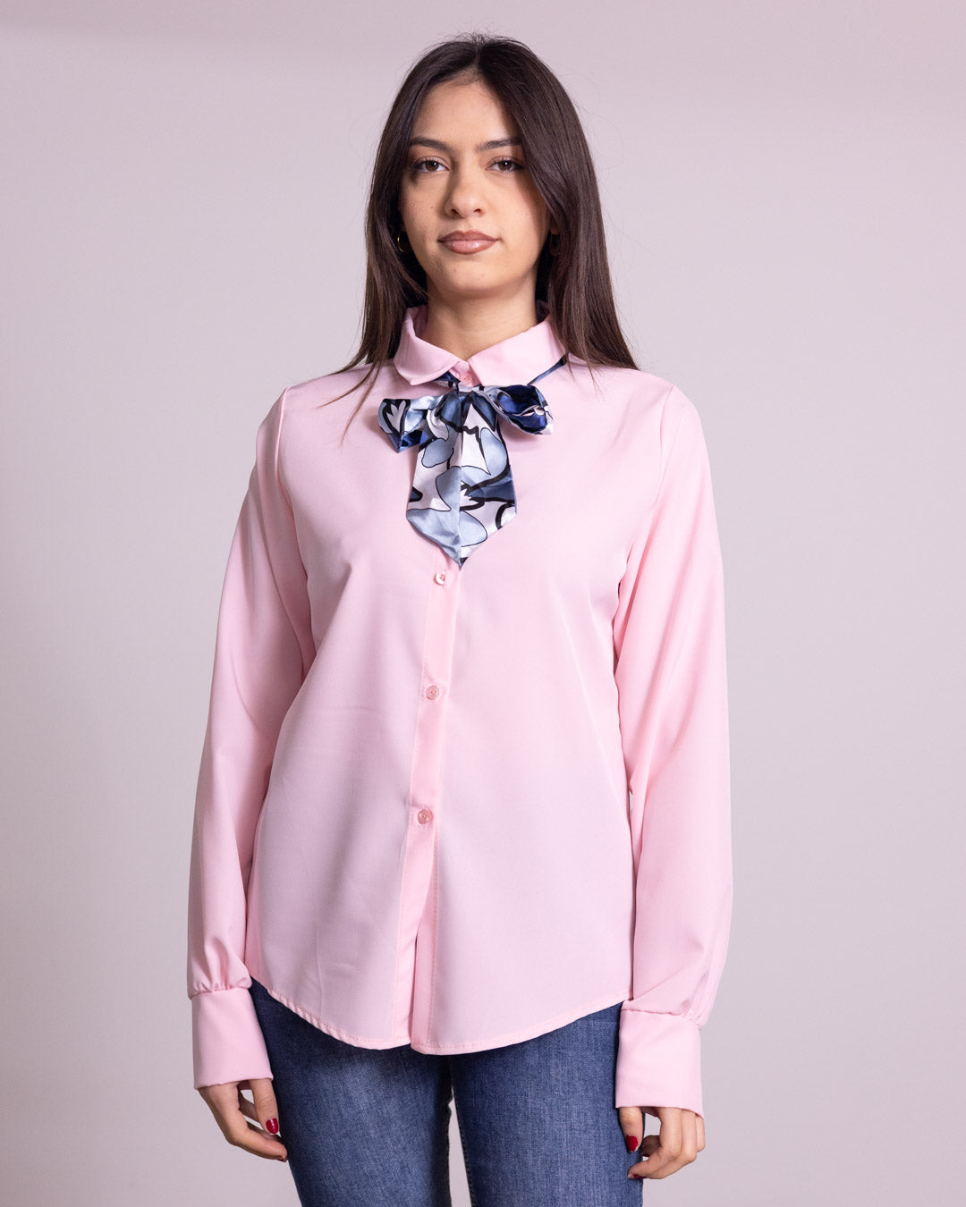 Camicia con foulard fiocco