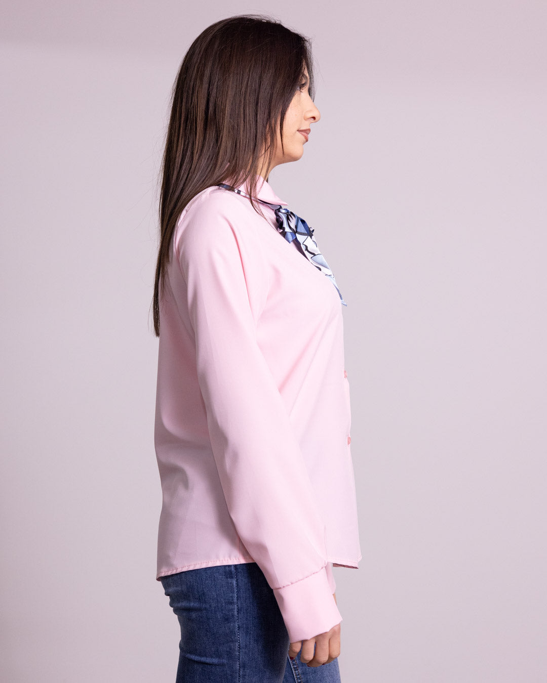 Camicia con foulard fiocco