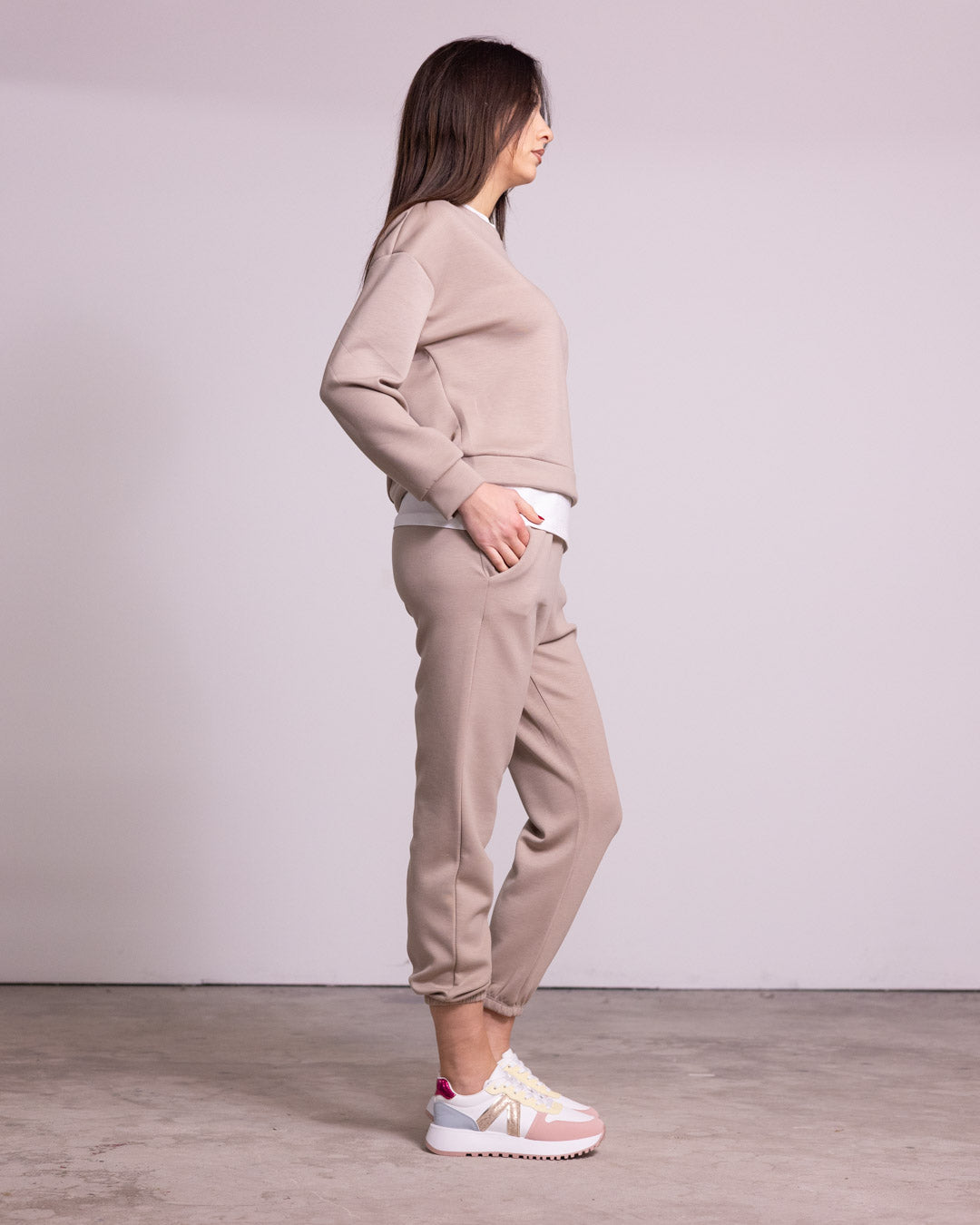 Tuta completa con finta t-shirt