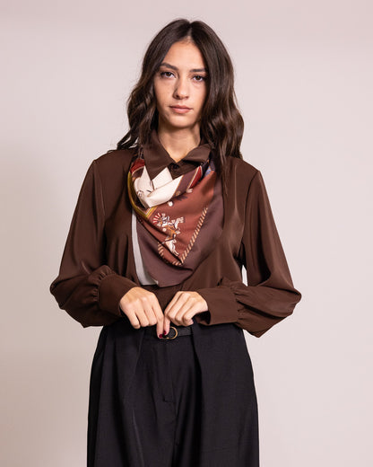 Camicia con foulard