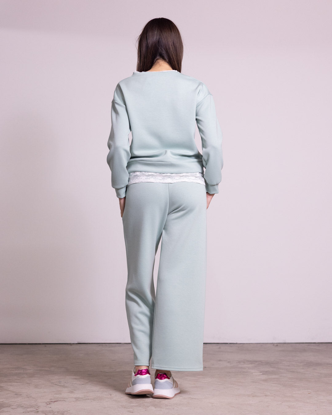 Tuta completa con finto pizzo