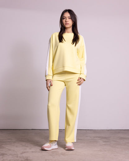 Tuta completa con banda laterale