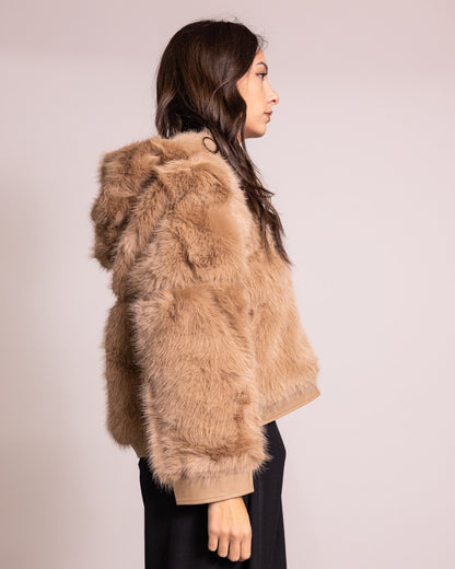 Pelliccia con cappuccio