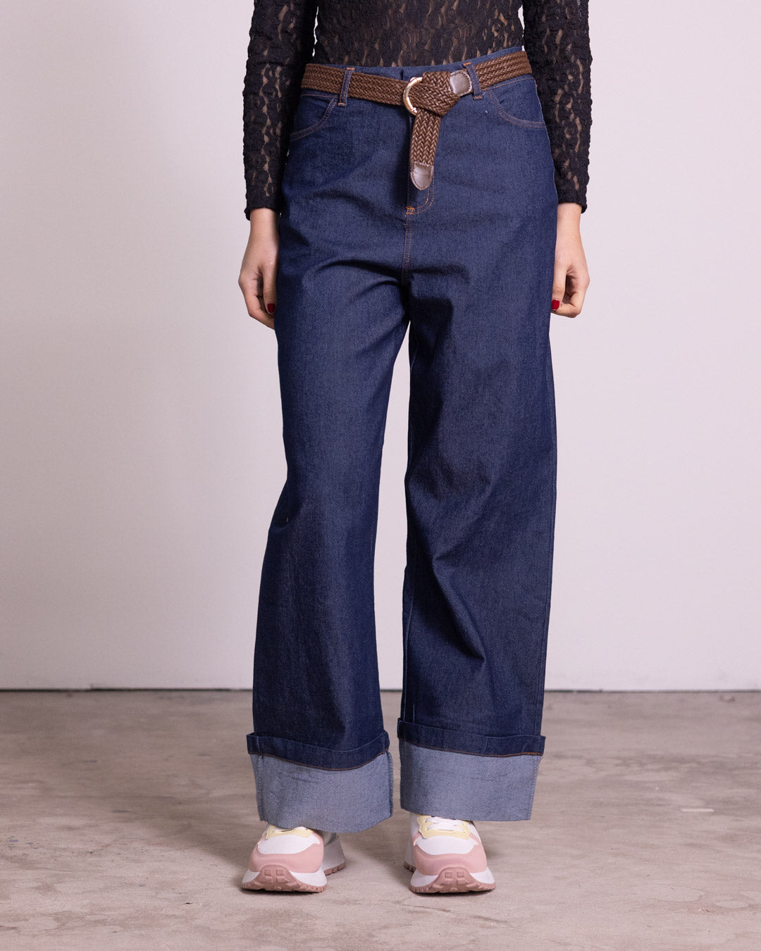 Jeans palazzo con risvolto