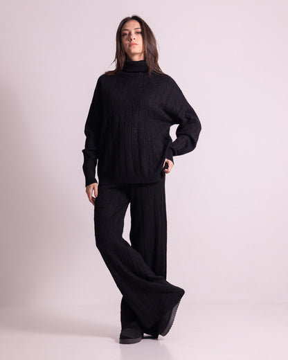 Completo in maglia a collo alto