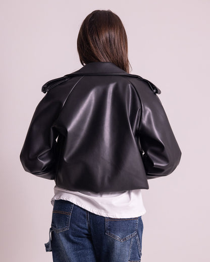 Giacca corta in similpelle