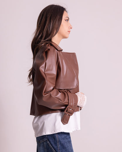 Giacca corta in similpelle