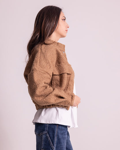 Giacca corta effetto teddy