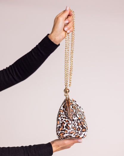 Pochette con chiusura kiss lock