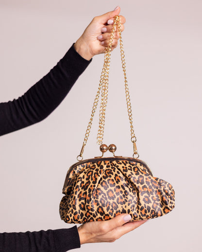 Pochette con chiusura kiss lock