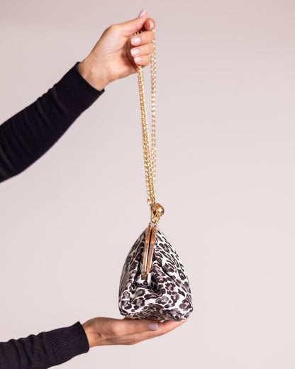 Pochette con chiusura kiss lock