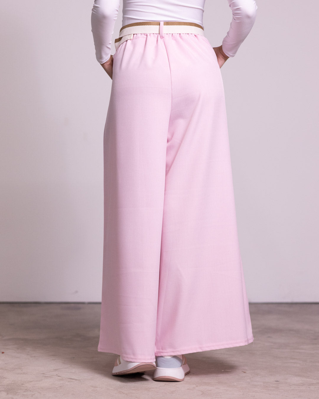 Pantalone palazzo con pinces