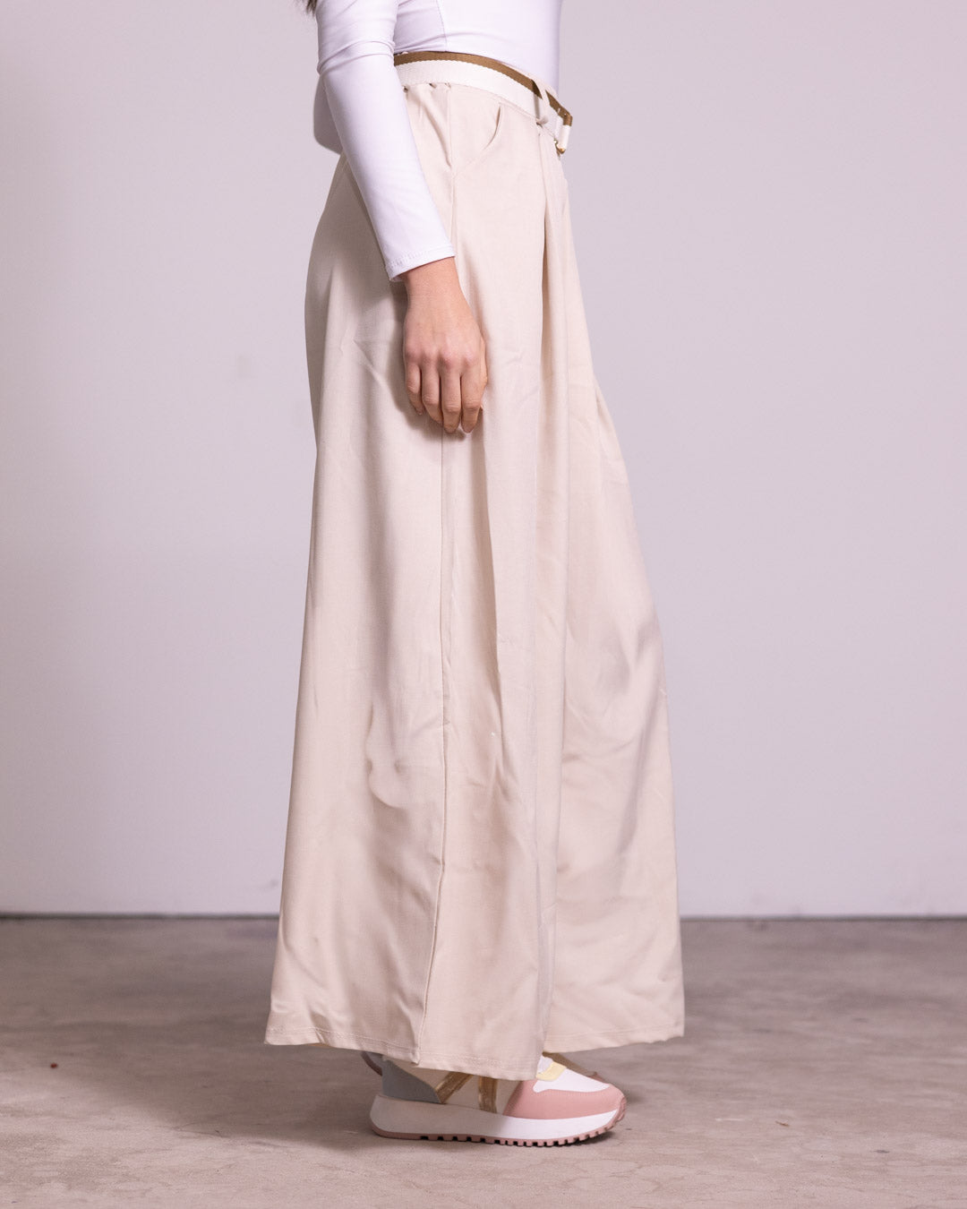 Pantalone palazzo con pinces