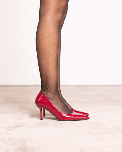 Décolleté vernice aperta di lato