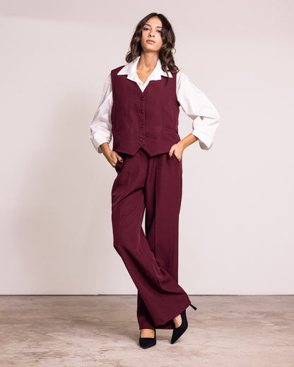 Completo gilet e pantaloni a gamba larga