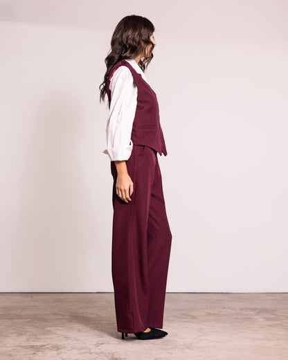 Completo gilet e pantaloni a gamba larga