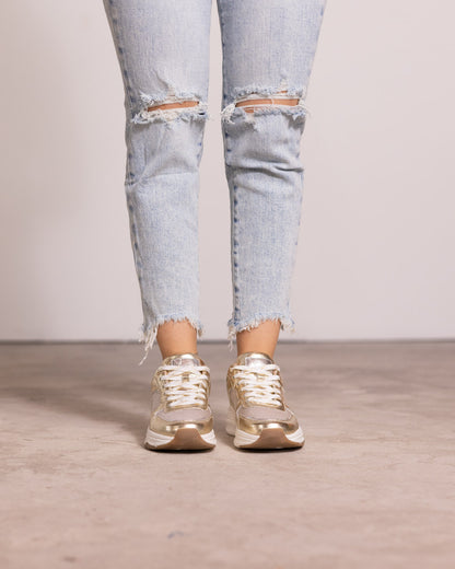 Sneaker Saturn