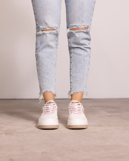 Sneaker court platform