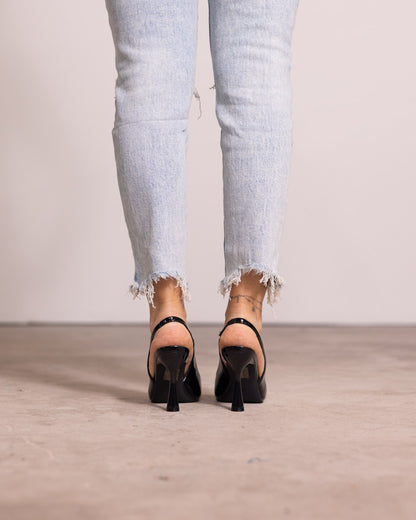 Décolleté slingback punta affilata