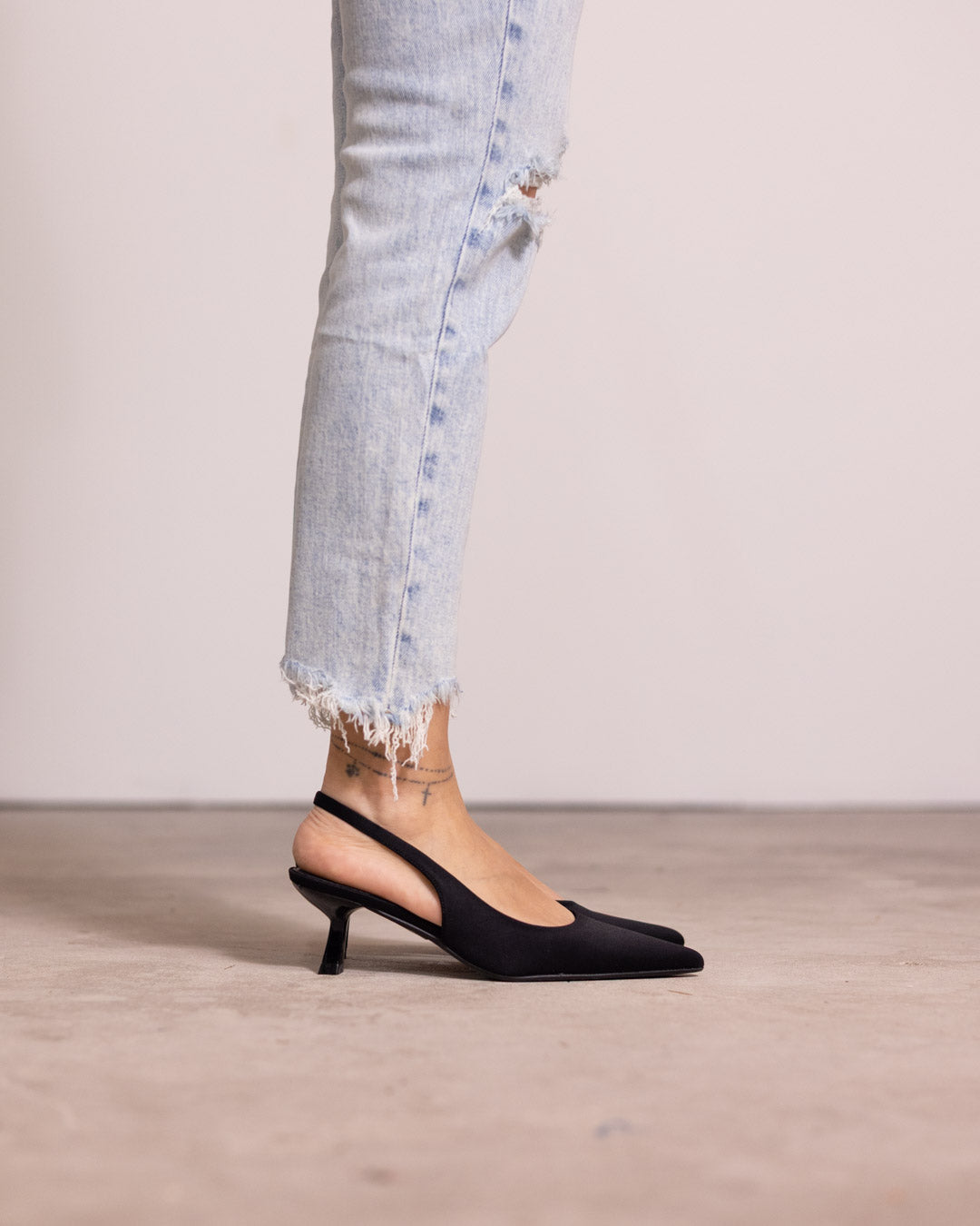 Décolleté slingback tacco kitten