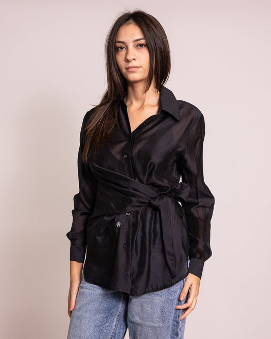 Camicia con finta balza e fiocco laterale