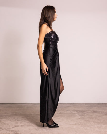 Vestito con corpetto paillettato