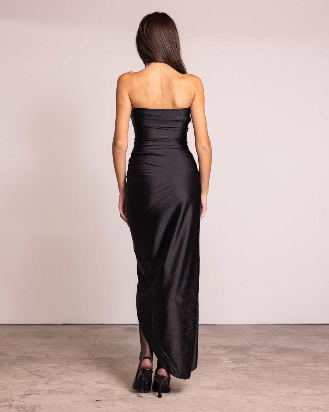 Vestito con corpetto paillettato