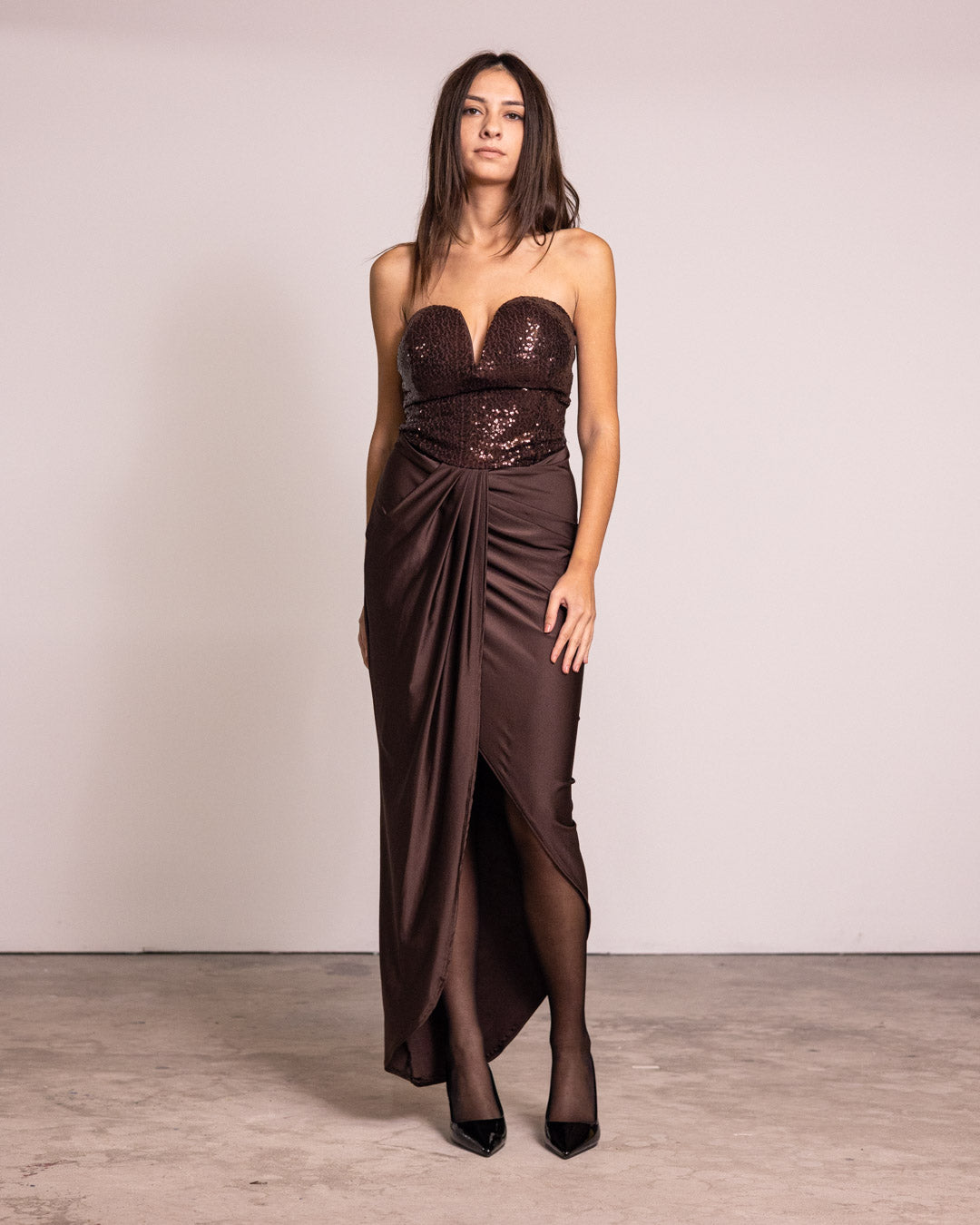 Vestito con corpetto paillettato